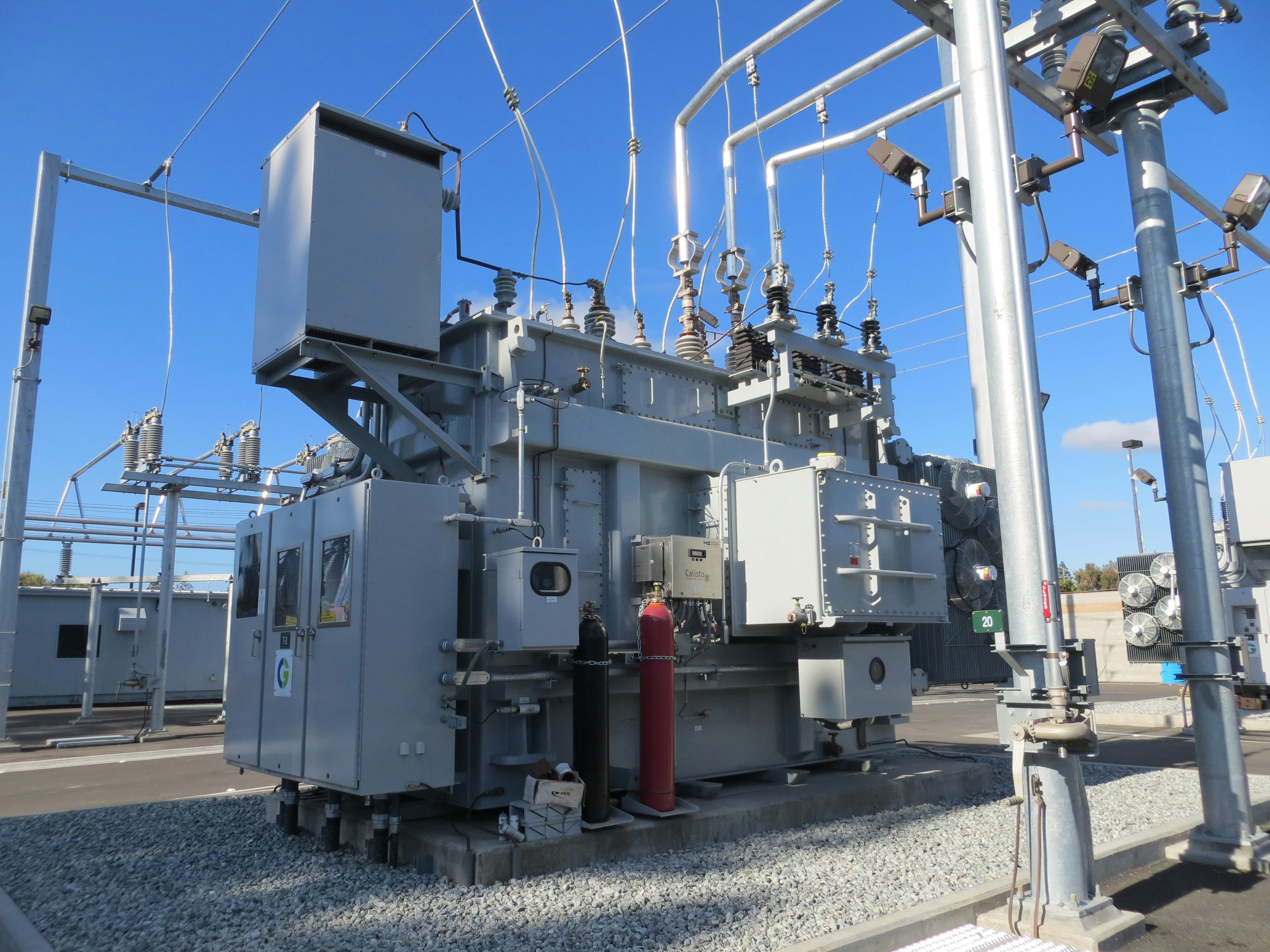 Heavy Utility Transformer Unit